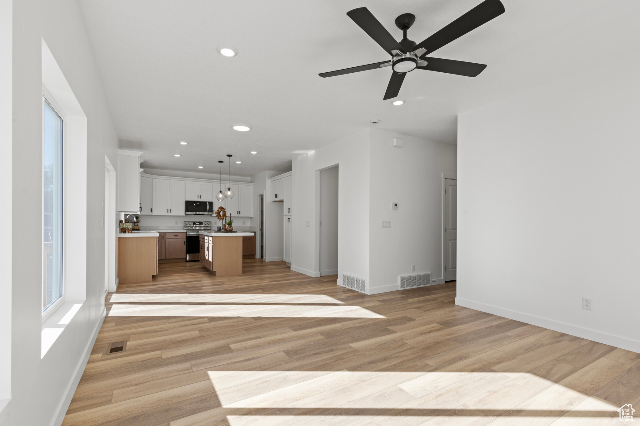 DIXON DOWNS - Residential