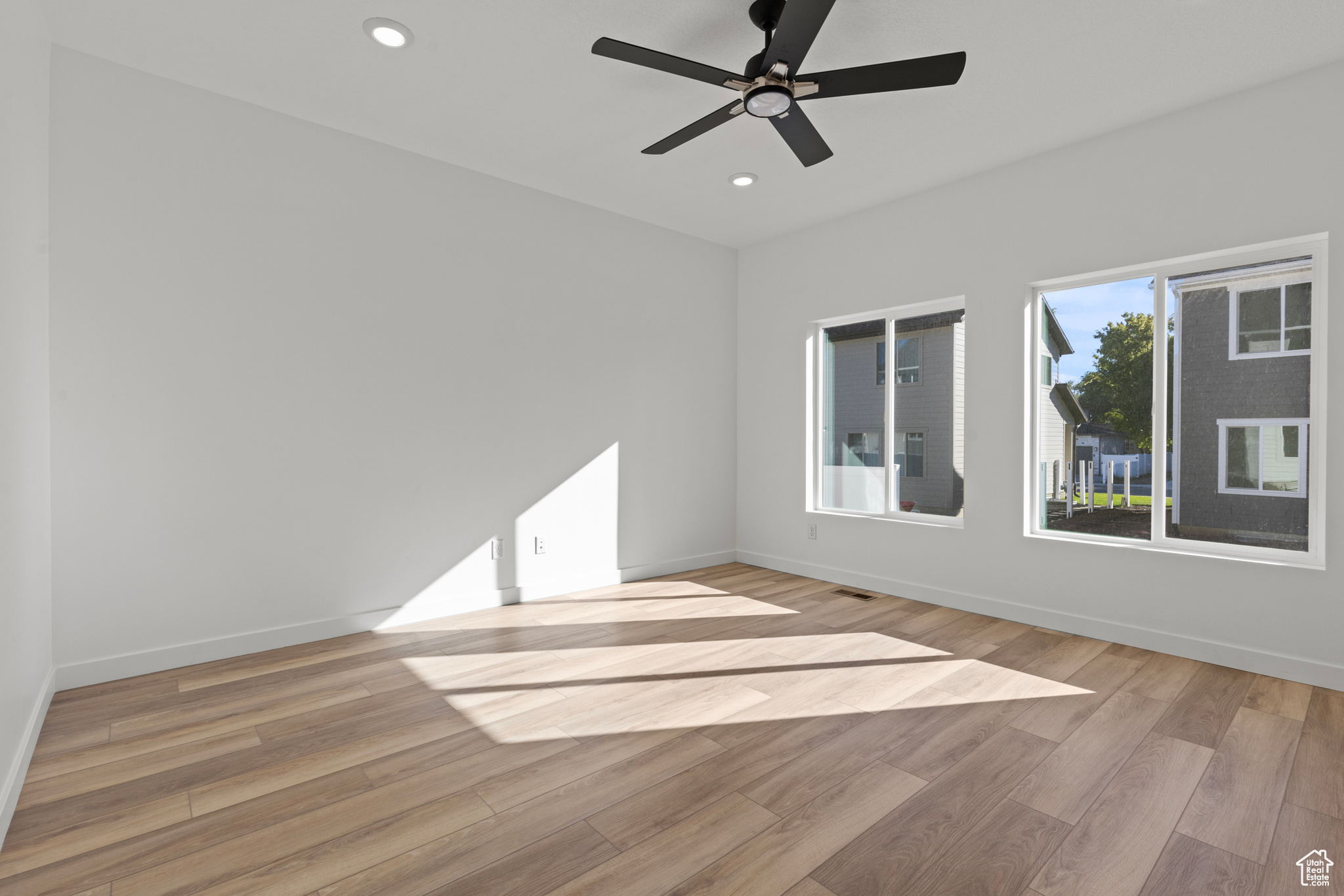 DIXON DOWNS - Residential