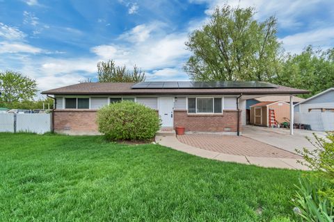 Tiny photo for 495 N 250 W, Springville, UT 84663 (MLS # 2154969)