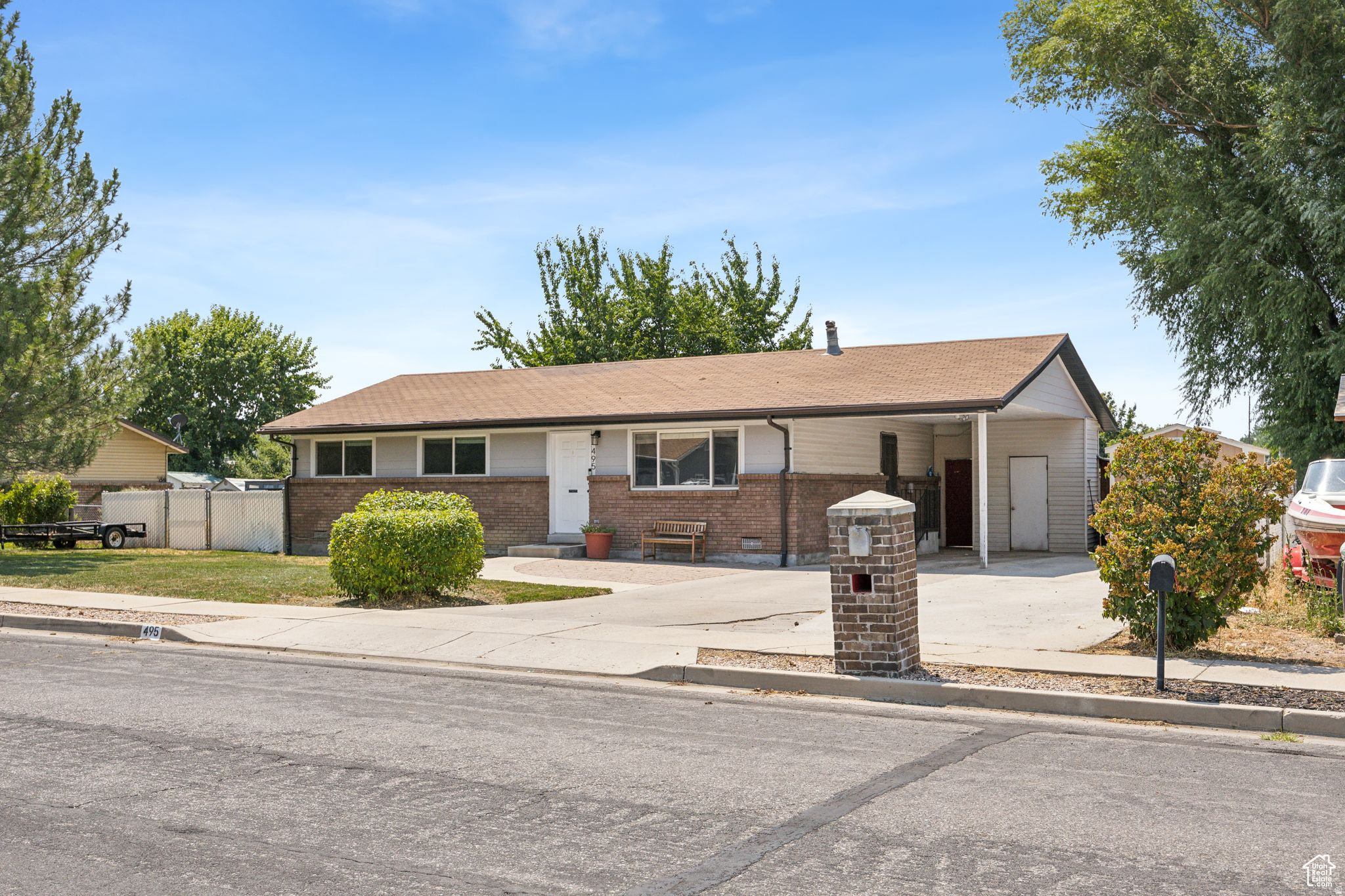 LESLIE - Residential