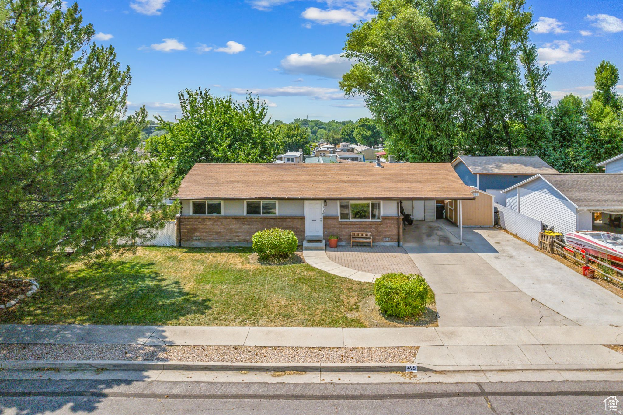 LESLIE - Residential