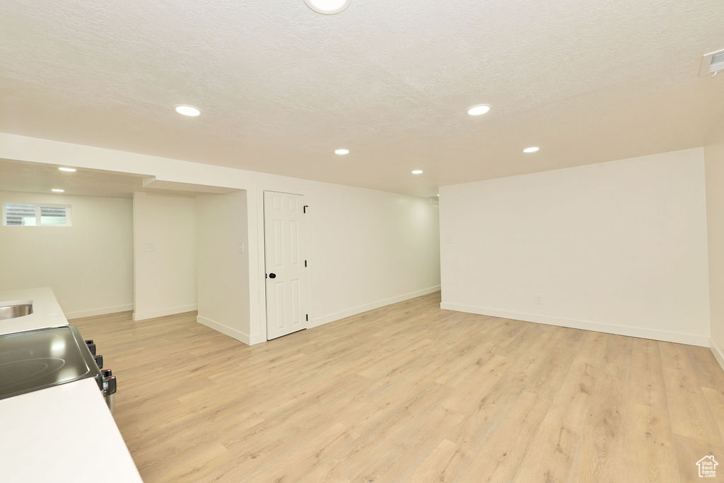 OQUIRRH HILLS - Residential