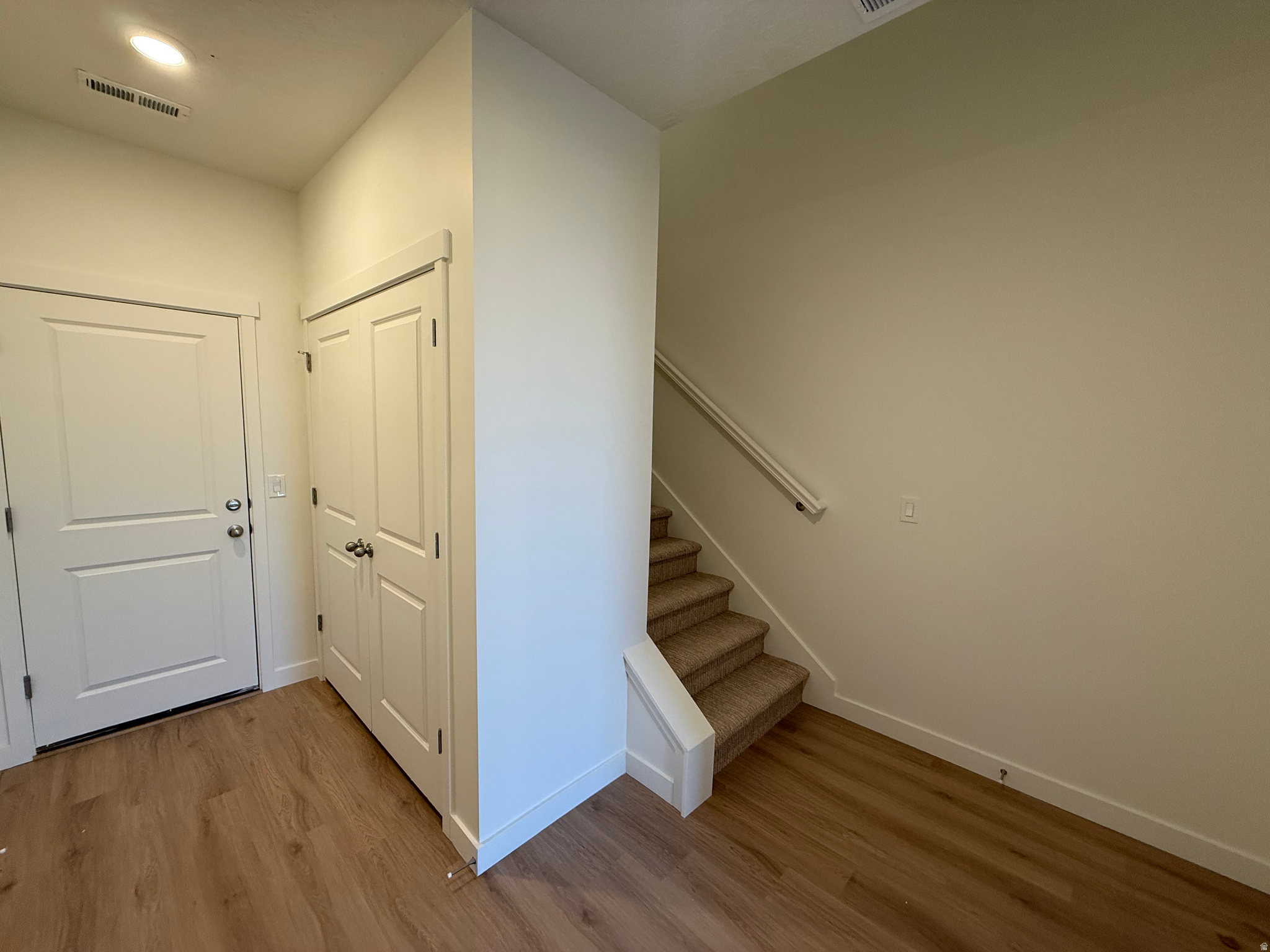 DAYBREAK - Residential