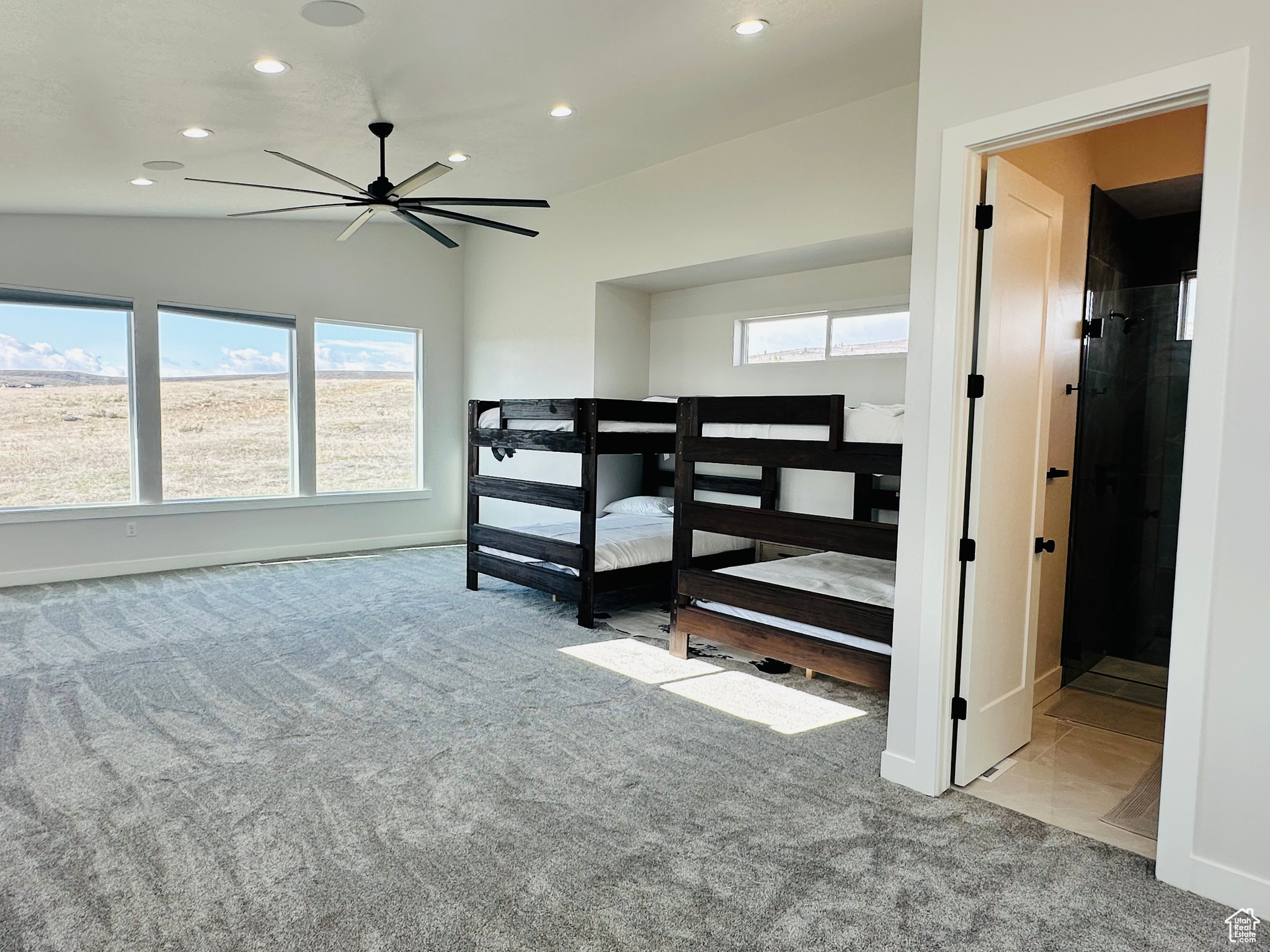 2747 S Country Club Way, Garden City, Utah image 25