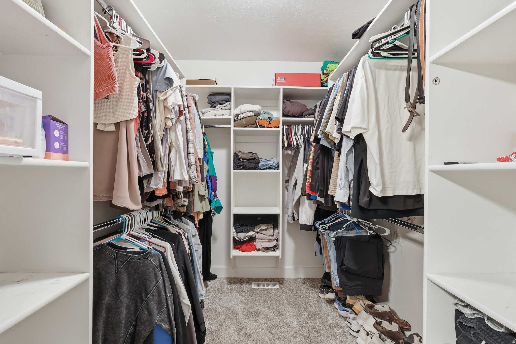 GREEN CANYON - Residential