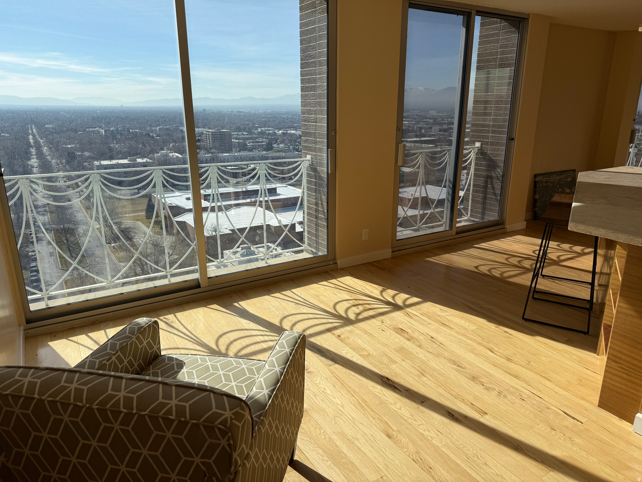 BONNEVILLE TOWER - Residential