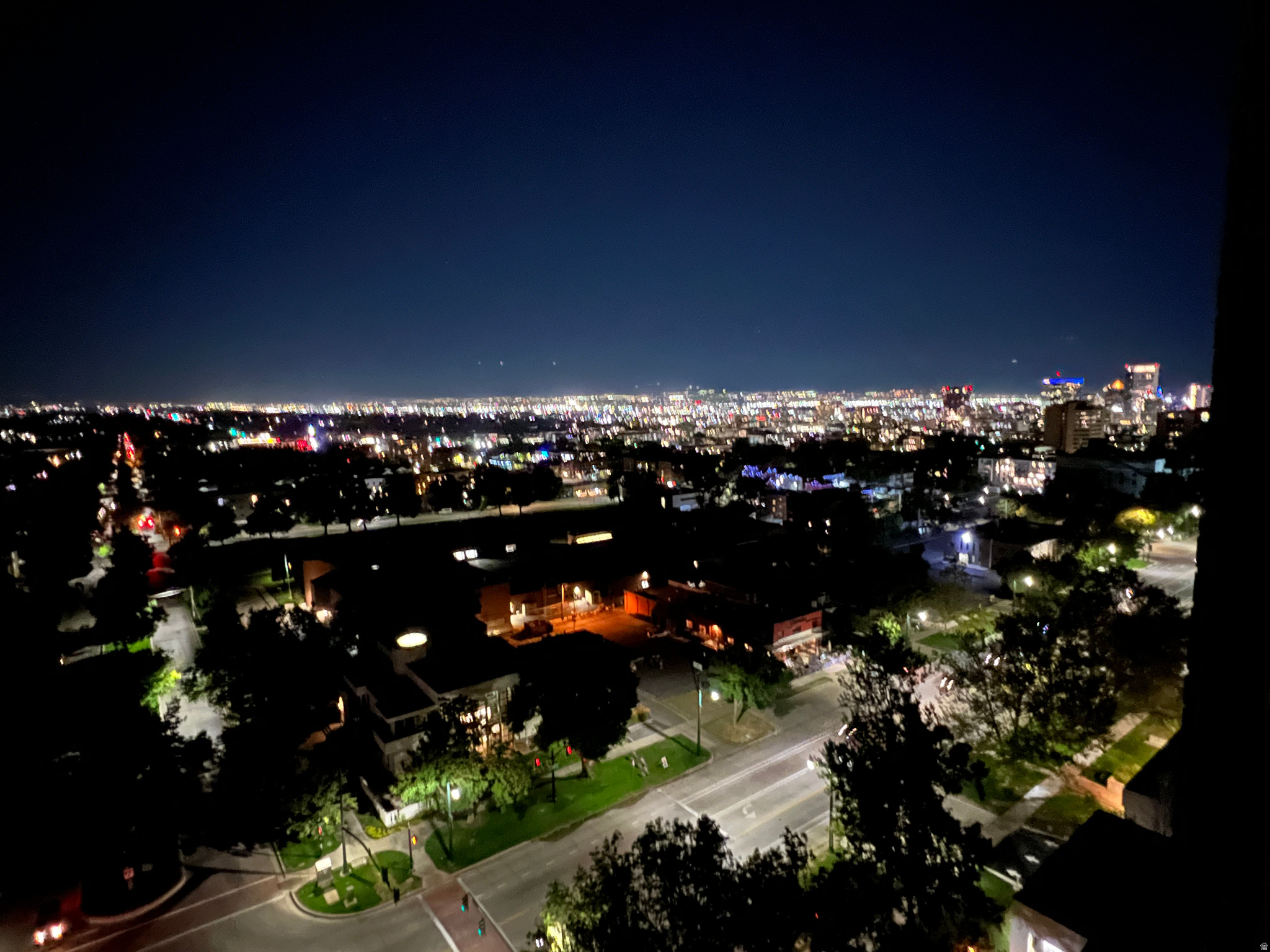 BONNEVILLE TOWER - Residential