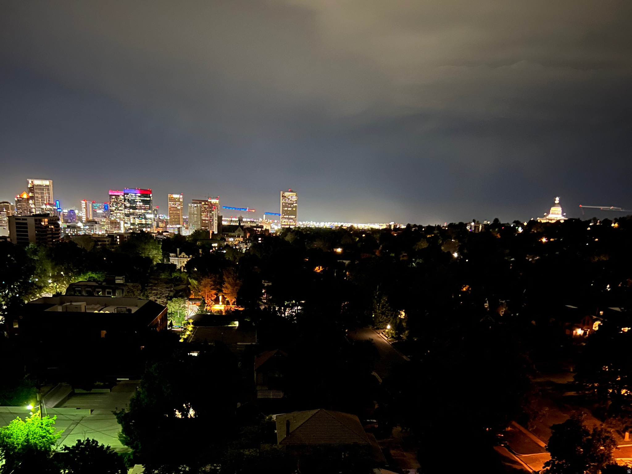 BONNEVILLE TOWER - Residential