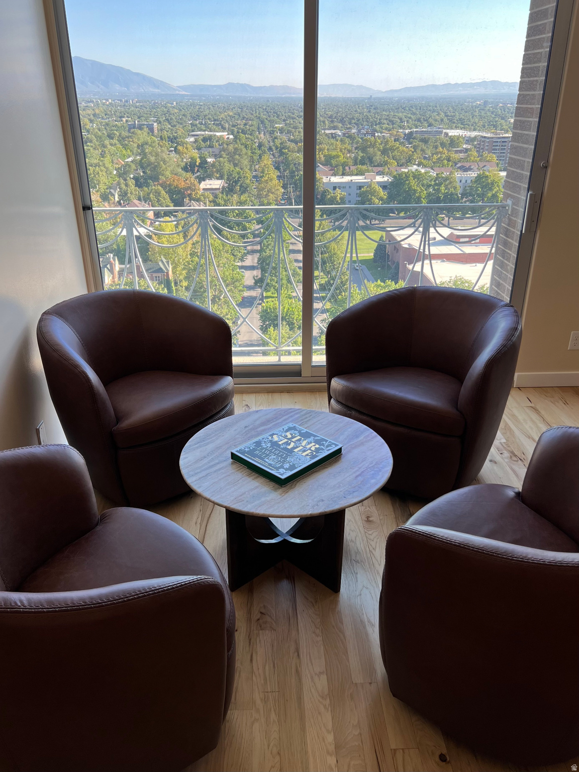 BONNEVILLE TOWER - Residential