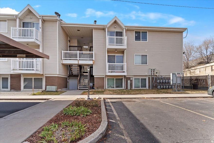 Come check out this spacious 2-bedroom condo on the top level with plenty of amenities, including a pool!  Updates include a newer furnace (2020), newer water heater (2023), and newer flooring.  Close proximity to Hill Air Force Base and a variety of shopping/dining options.  Main bedroom features a walk-in closet.  One covered parking spot is included with the unit, and new owners can ask for a second spot at no additional cost.  Square footage figures are provided as a courtesy estimate only and were obtained from county records .  Buyer is advised to obtain an independent measurement.  Buyer & Buyer's Agent to verify all listing information.  **This is a short sale.  Please reach out to the listing agent with any questions**