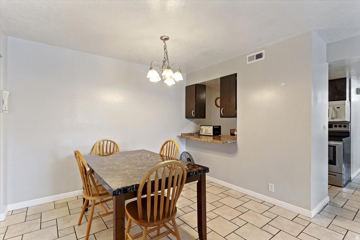 SHERWOOD OAKS CONDOS - Residential