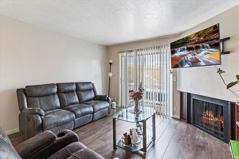 Tiny photo for 2627 W 5625 S, Roy, UT 84067 (MLS # 2135296)