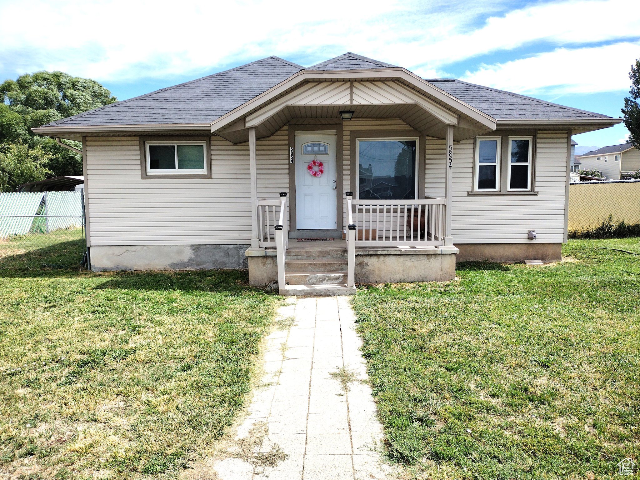 SUNRISE MEADOWS - Residential