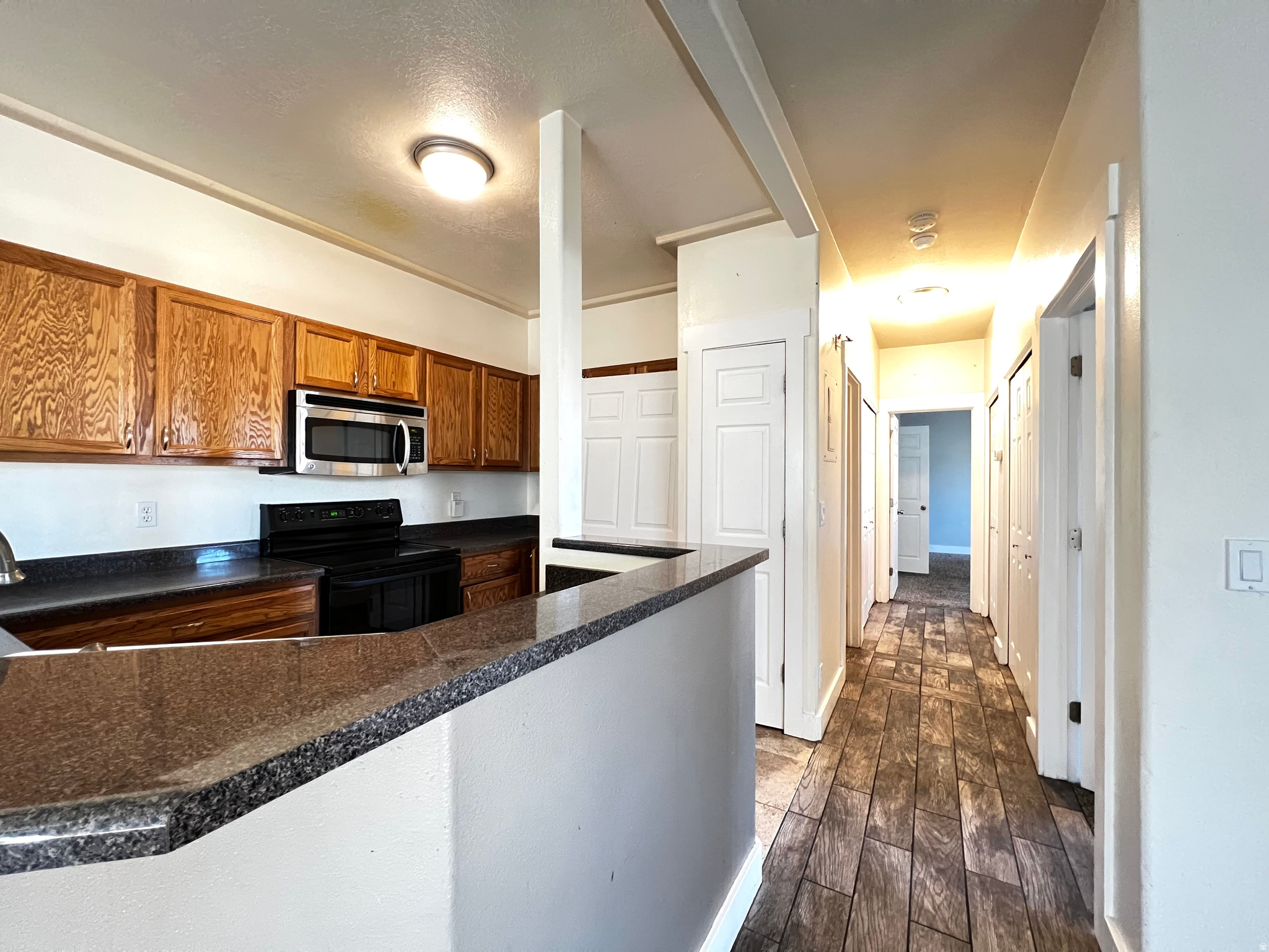 IVY SPRINGS CONDOMINIUMS PHASE 1 - Residential