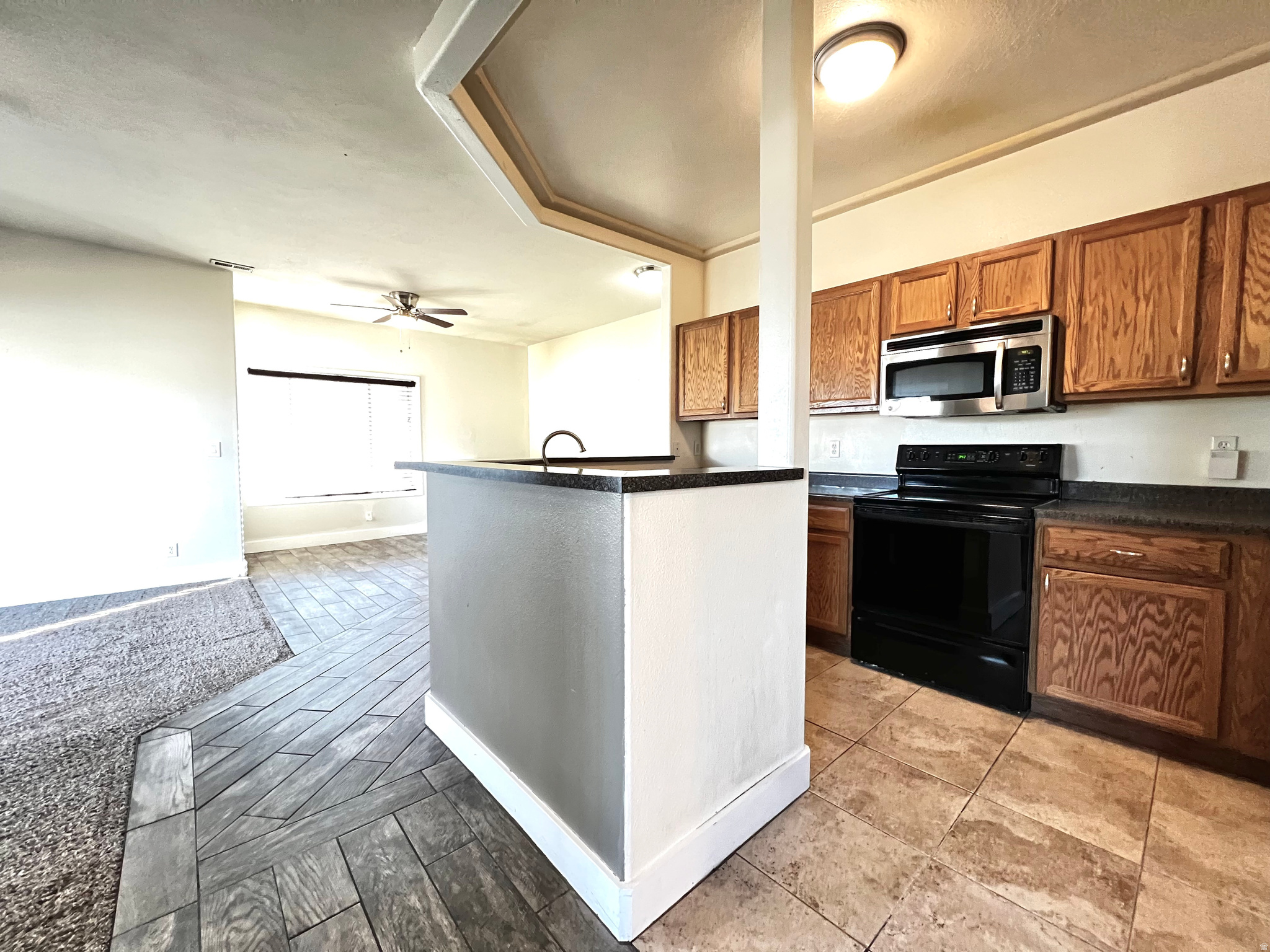 IVY SPRINGS CONDOMINIUMS PHASE 1 - Residential