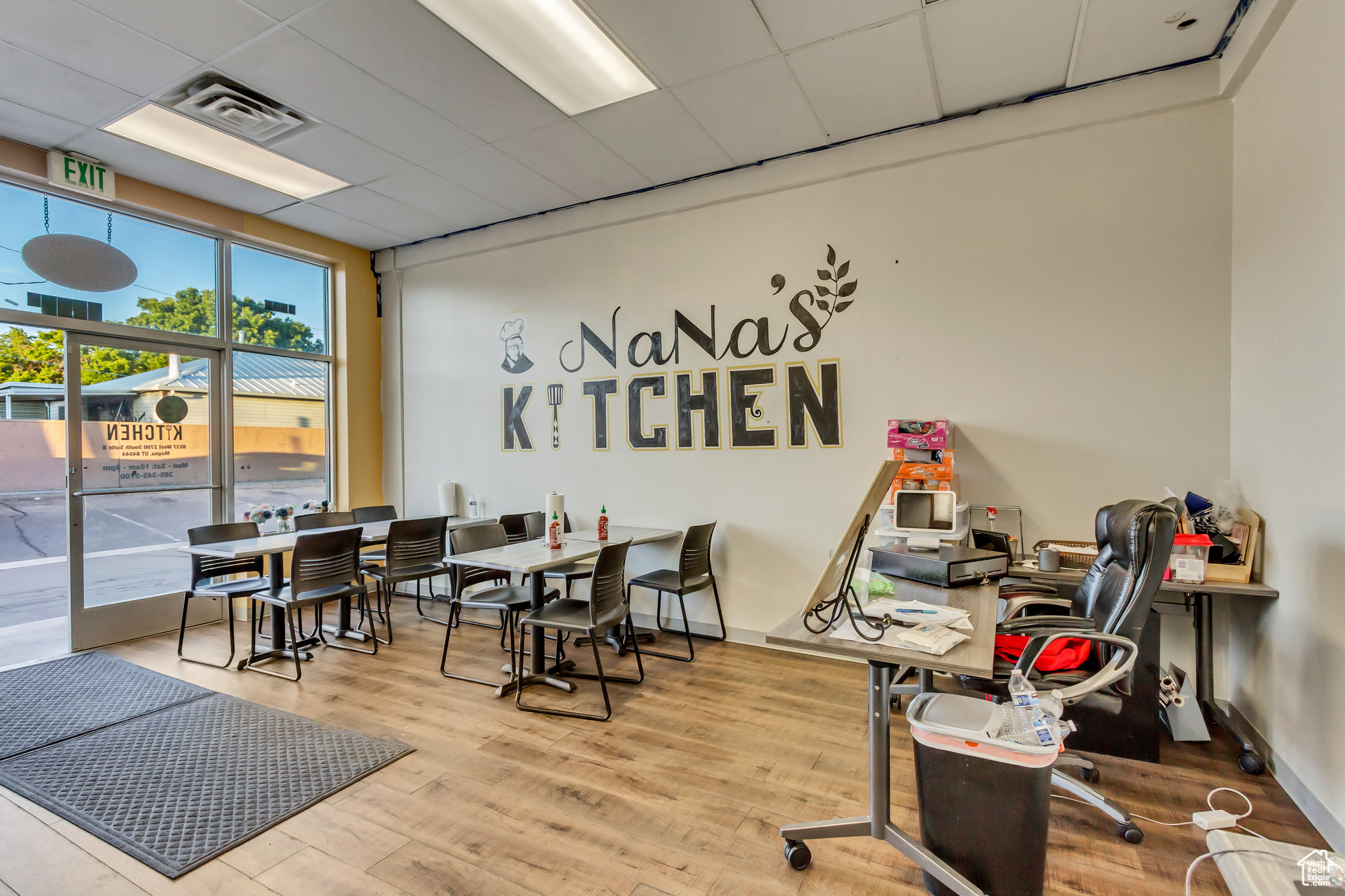 OQUIRRH HILLS SUB - Commercial Lease