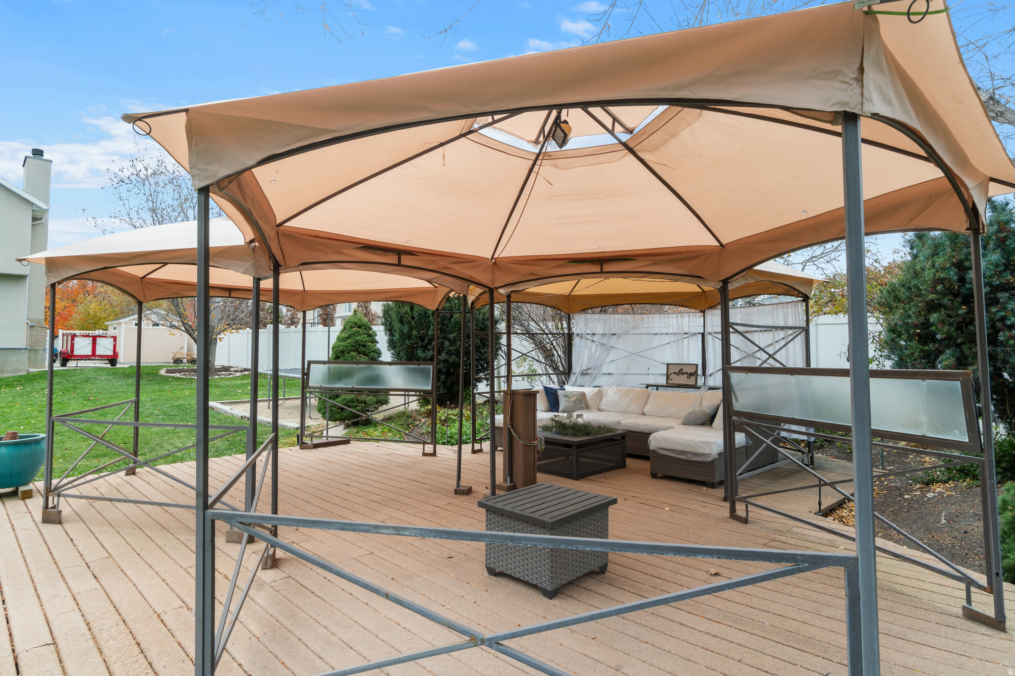 SHADOW MOUNTAIN WEST - Residential