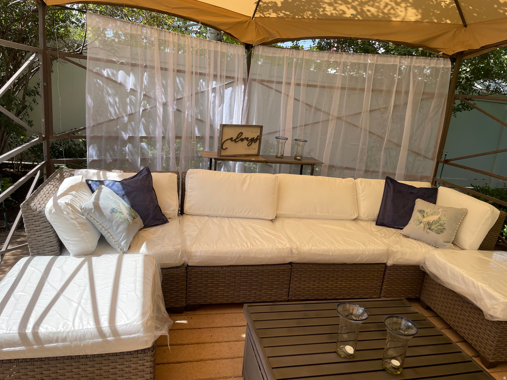 SHADOW MOUNTAIN WEST - Residential