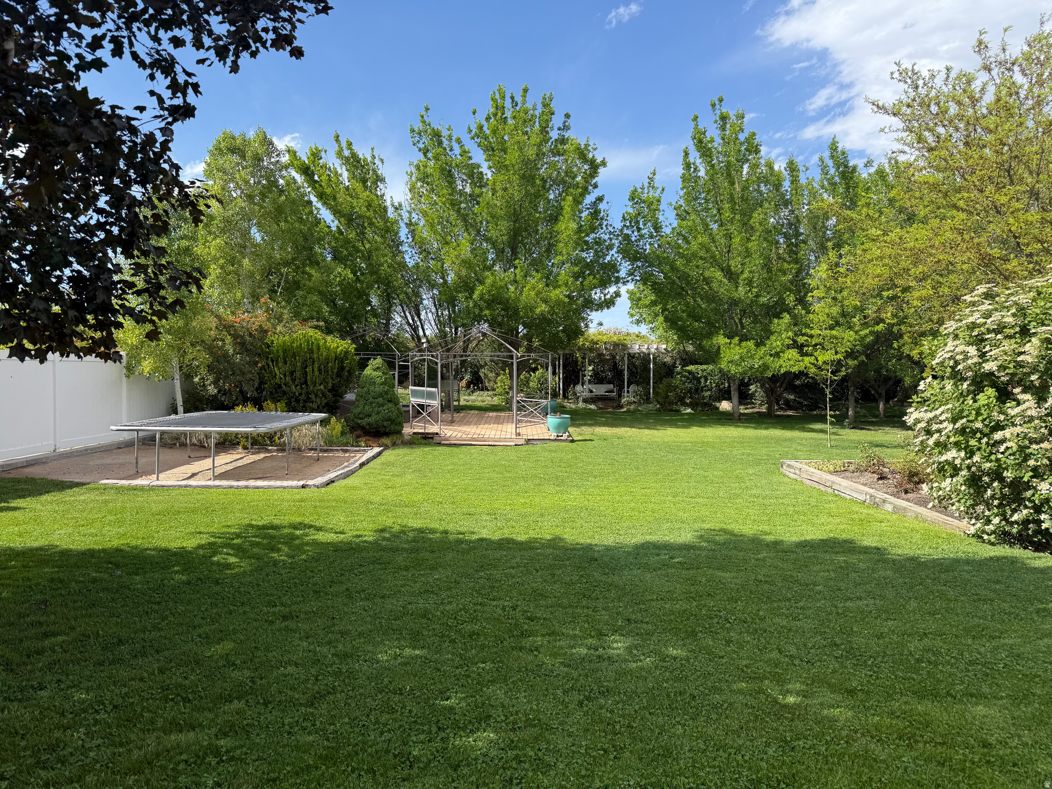 SHADOW MOUNTAIN WEST - Residential