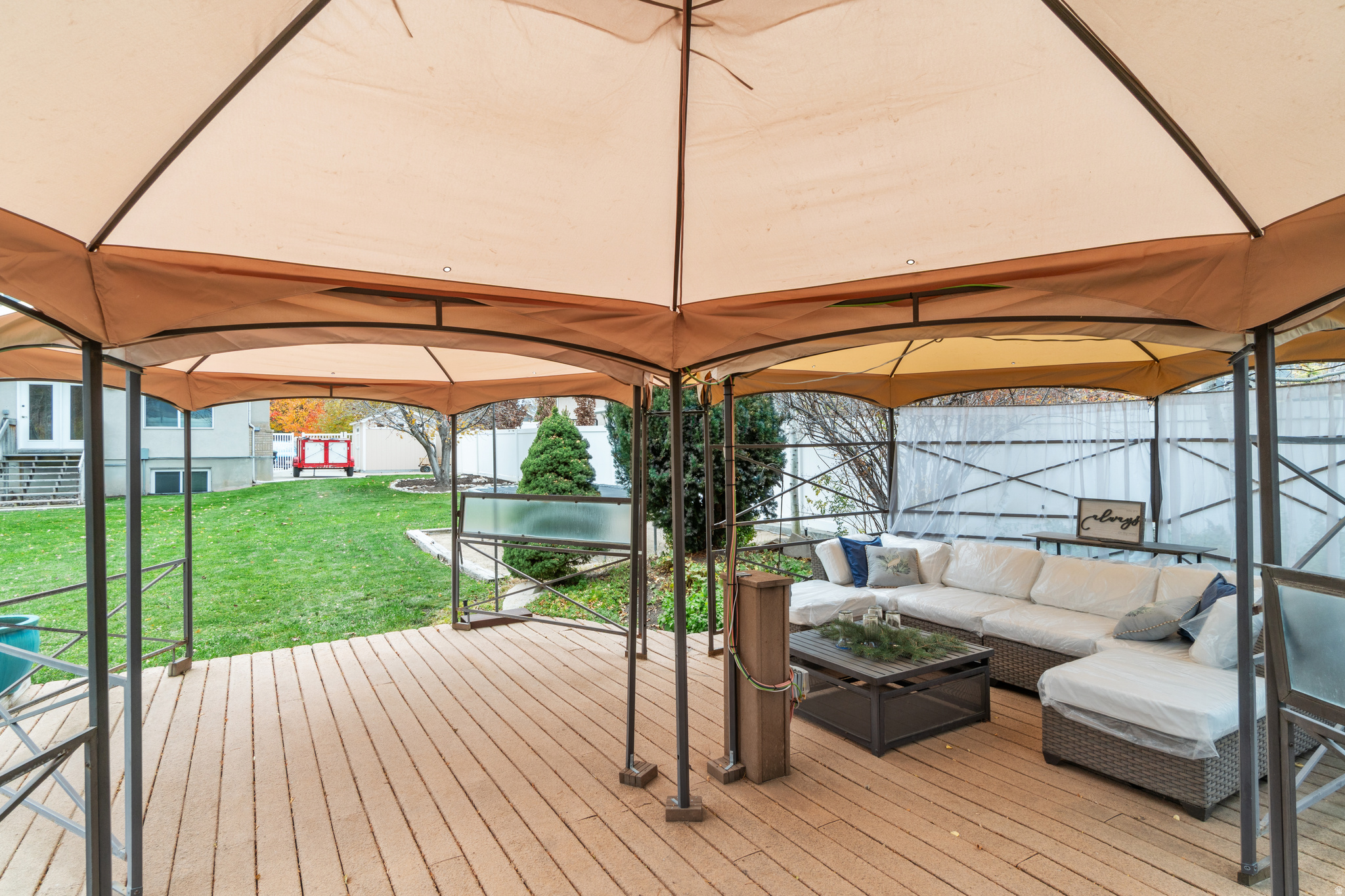 SHADOW MOUNTAIN WEST - Residential