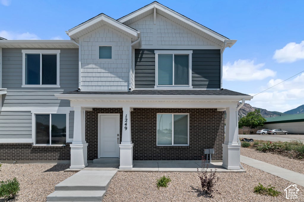 Photo of 245 E 1235 N #211, Harrisville, UT 84404 (MLS # 2190045)