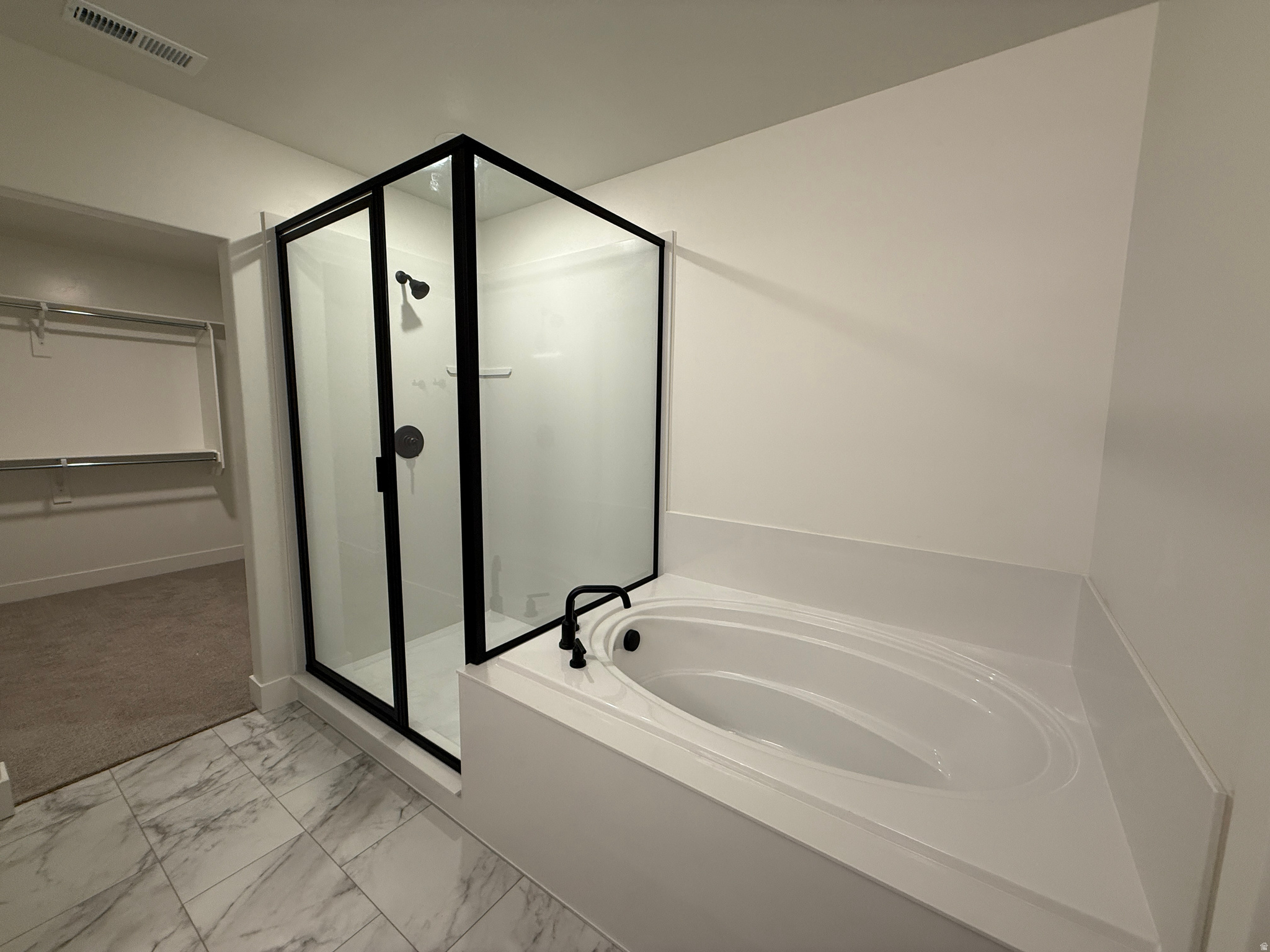 RIVERWOOD - Residential