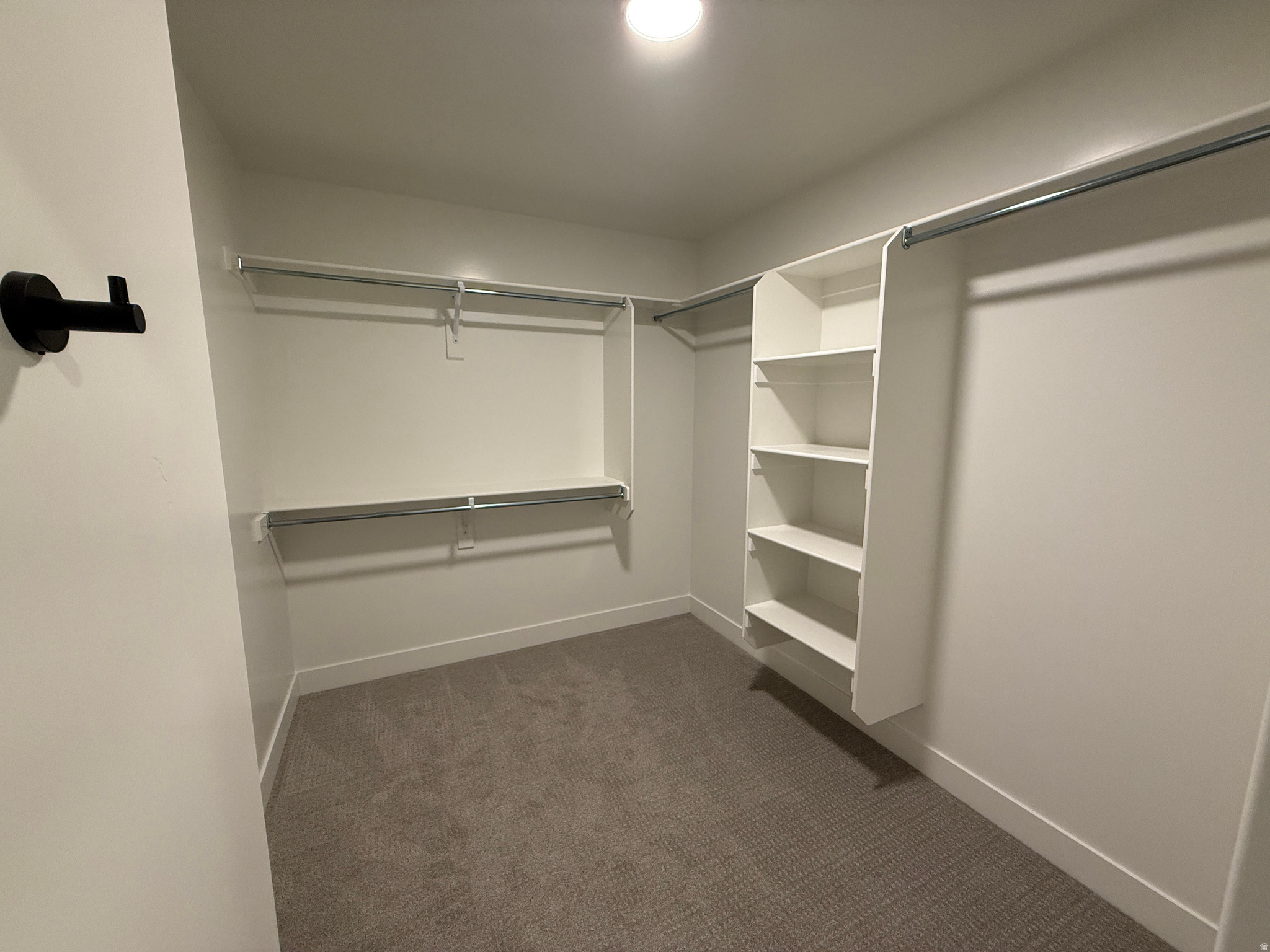 RIVERWOOD - Residential