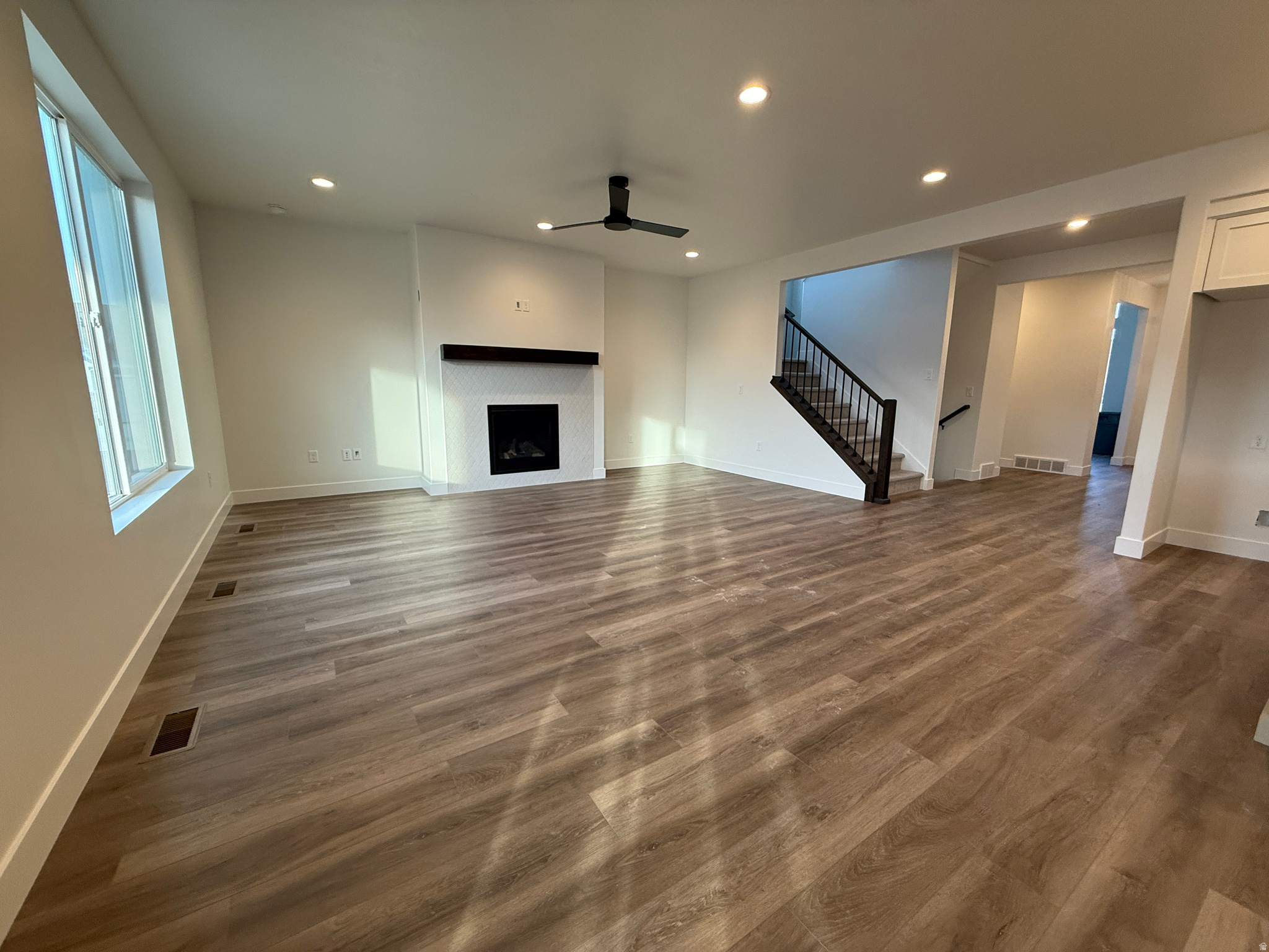 RIVERWOOD - Residential