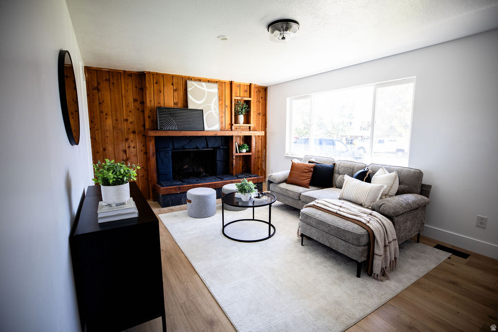 GREEN HILLS ACRES B - Residential