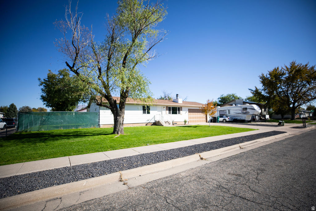 GREEN HILLS ACRES B - Residential