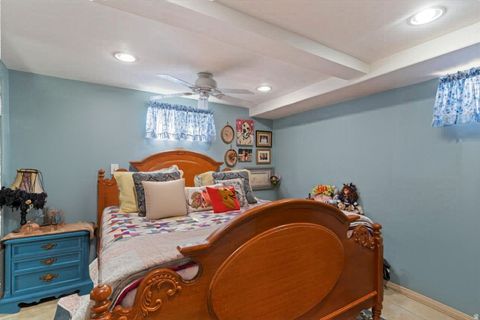 Tiny photo for 224 W 4600 S, Washington Terrace, UT 84405 (MLS # 2142783)