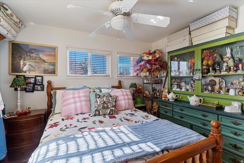 Tiny photo for 224 W 4600 S, Washington Terrace, UT 84405 (MLS # 2142783)