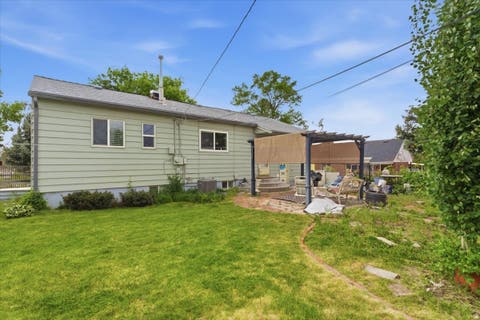 Tiny photo for 224 W 4600 S, Washington Terrace, UT 84405 (MLS # 2142783)