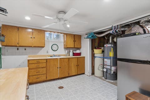 Tiny photo for 224 W 4600 S, Washington Terrace, UT 84405 (MLS # 2142783)