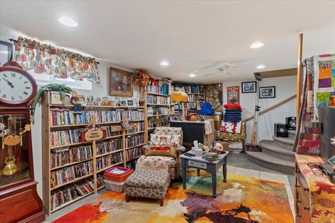 Tiny photo for 224 W 4600 S, Washington Terrace, UT 84405 (MLS # 2142783)