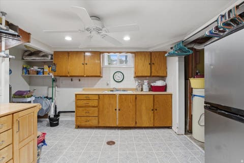 Tiny photo for 224 W 4600 S, Washington Terrace, UT 84405 (MLS # 2142783)