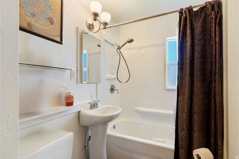 Tiny photo for 224 W 4600 S, Washington Terrace, UT 84405 (MLS # 2142783)