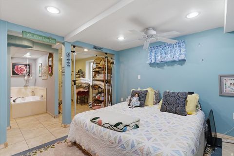 Tiny photo for 224 W 4600 S, Washington Terrace, UT 84405 (MLS # 2142783)