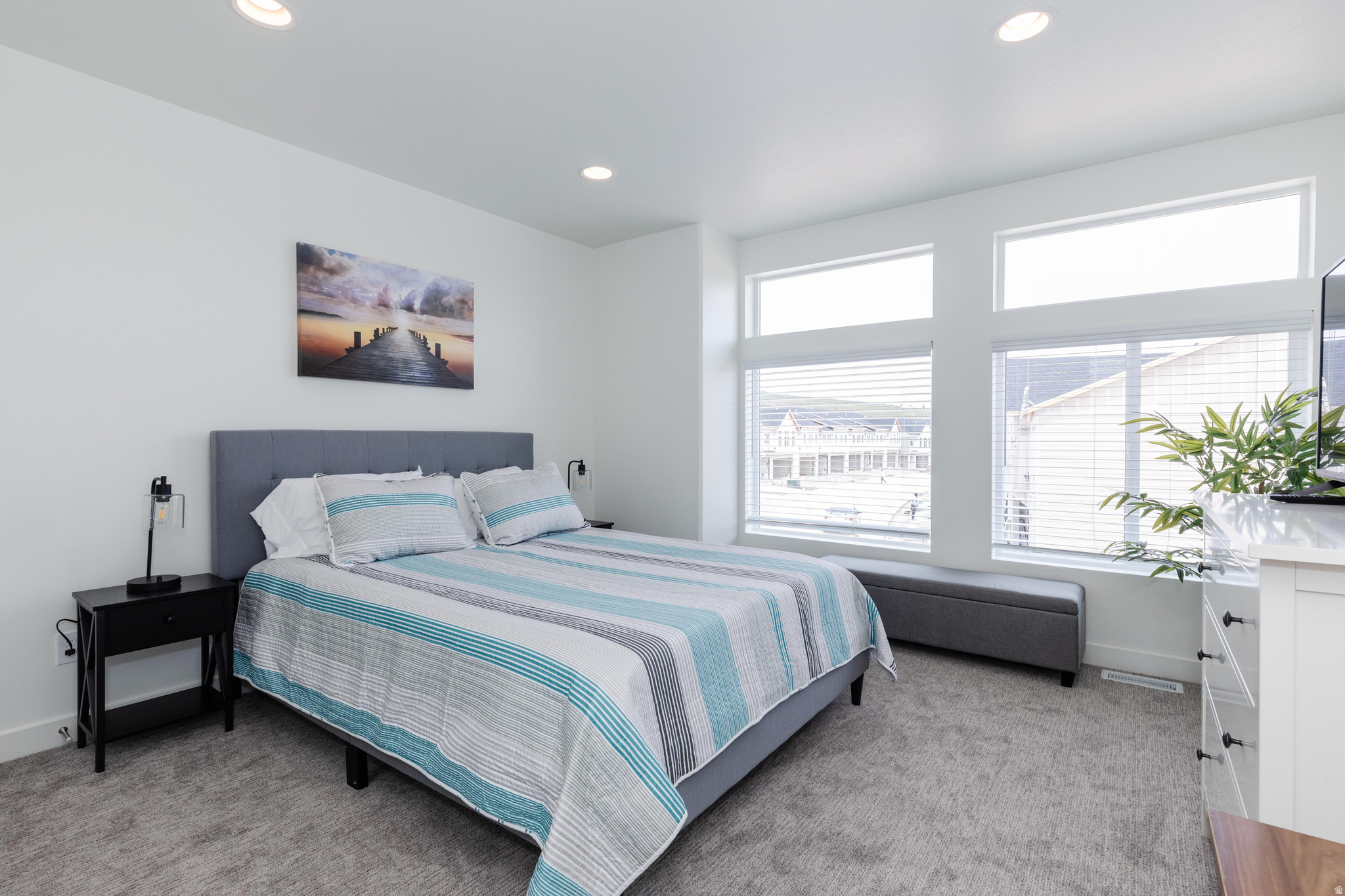 PARADISE PARKWAY - Residential