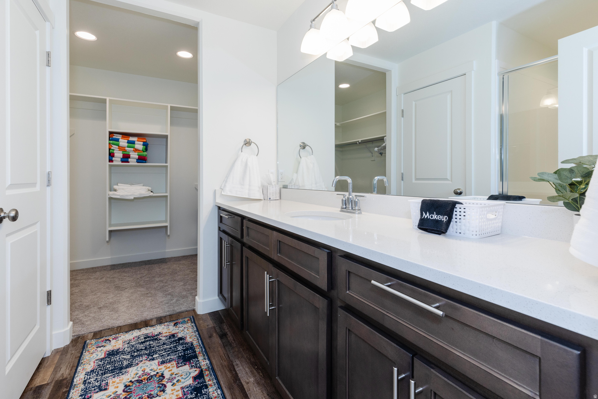 PARADISE PARKWAY - Residential