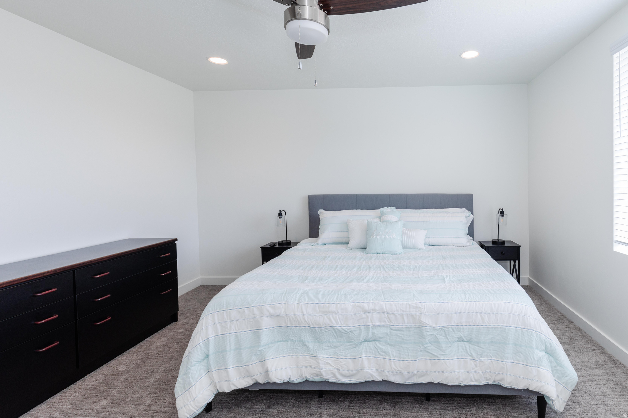 PARADISE PARKWAY - Residential