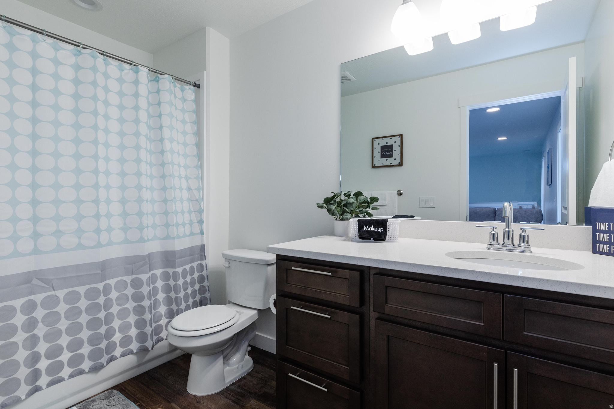 PARADISE PARKWAY - Residential