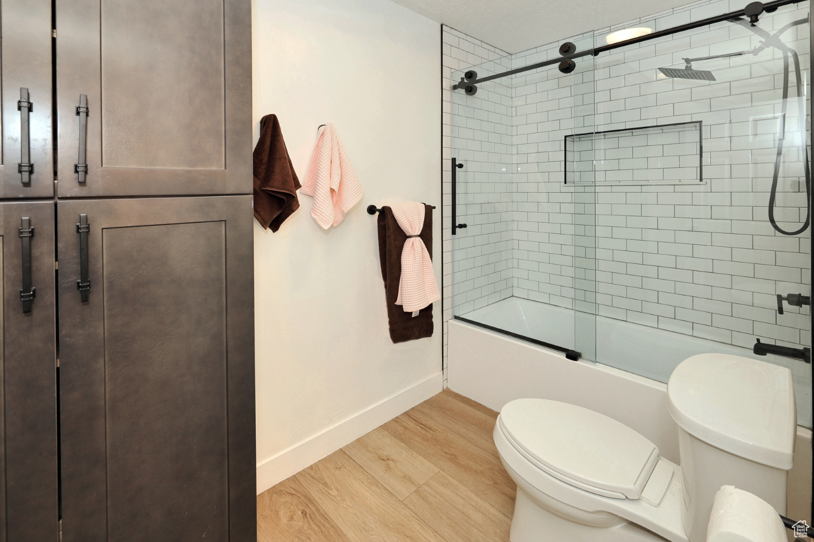 BROOKTREE - Residential