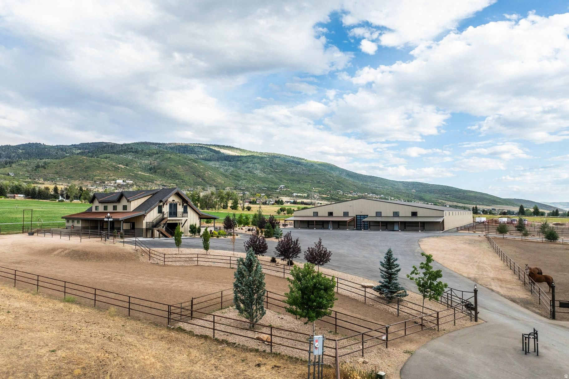 SHADOWS SUBDIVISION - Residential