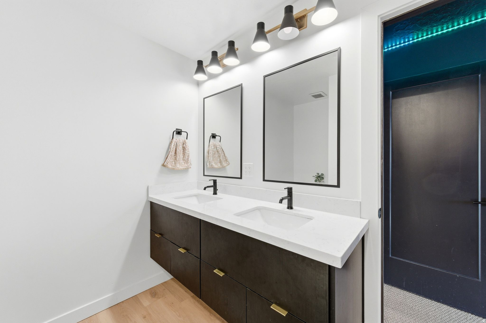 SALT LAKE CITY - Residential