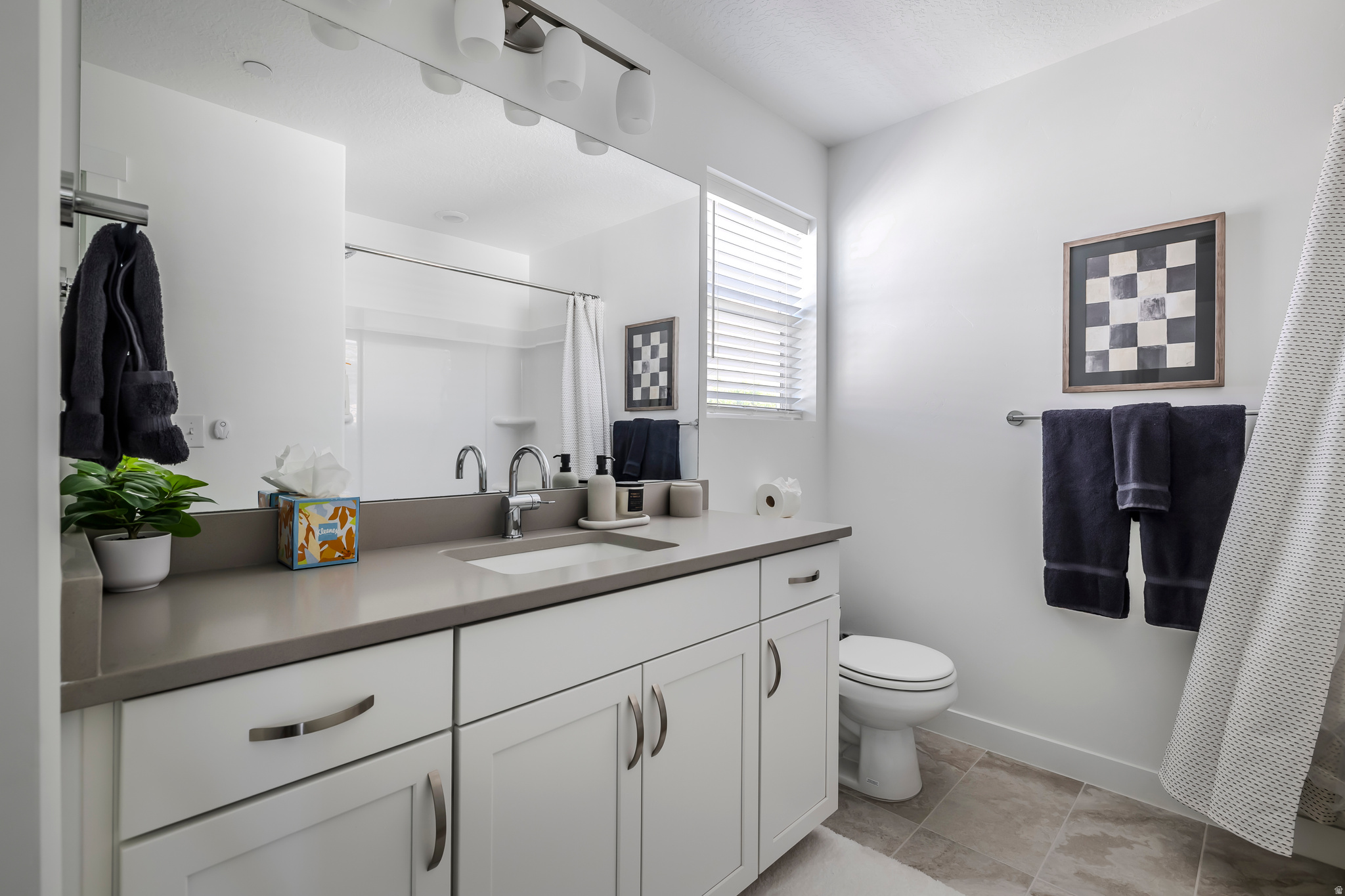 AZURE PLACE - Residential