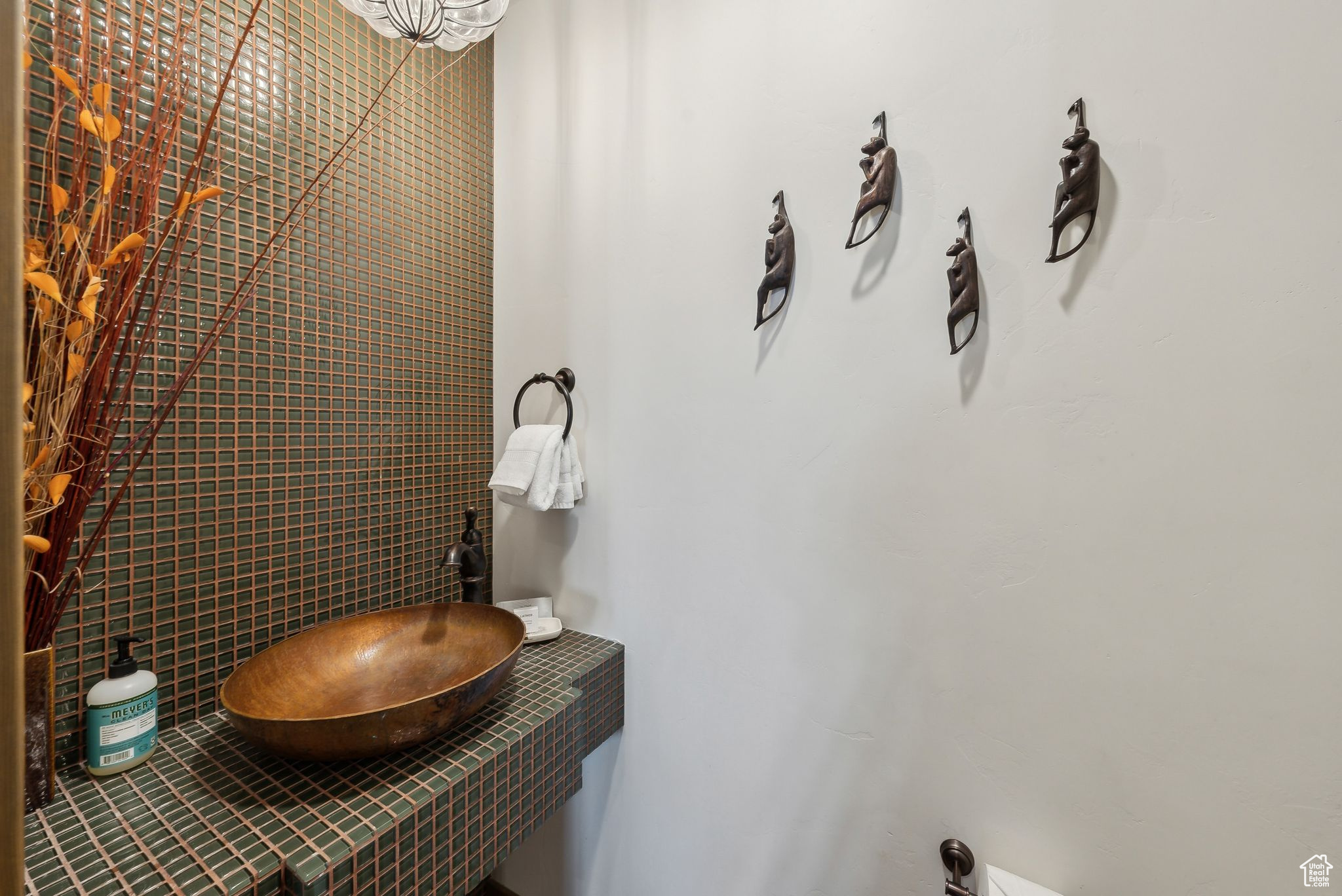 Park City, Utah 84060, United States, 4 Bedrooms Bedrooms, ,3 BathroomsBathrooms,Residential,Pending,180839