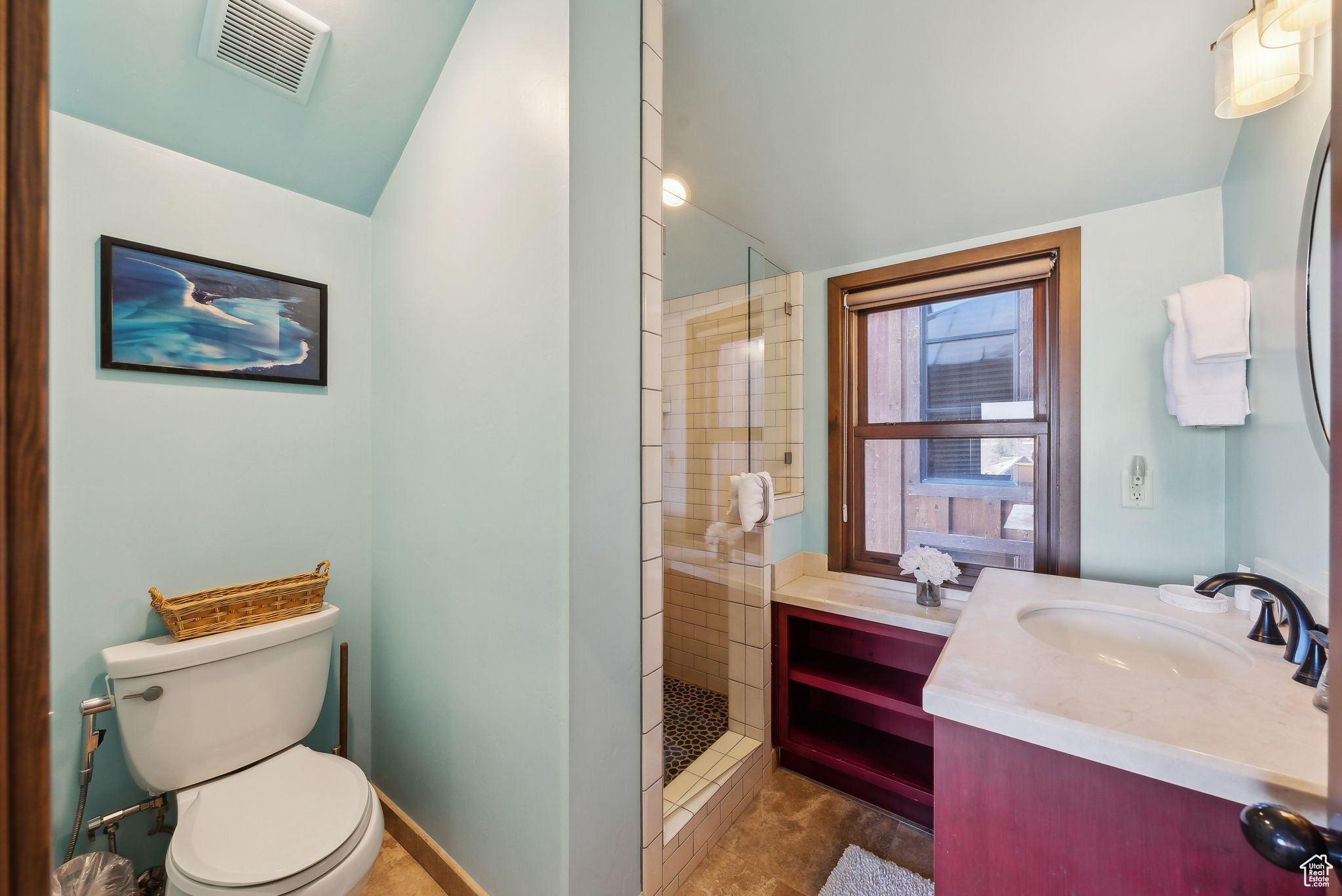 Park City, Utah 84060, United States, 4 Bedrooms Bedrooms, ,3 BathroomsBathrooms,Residential,Pending,180839