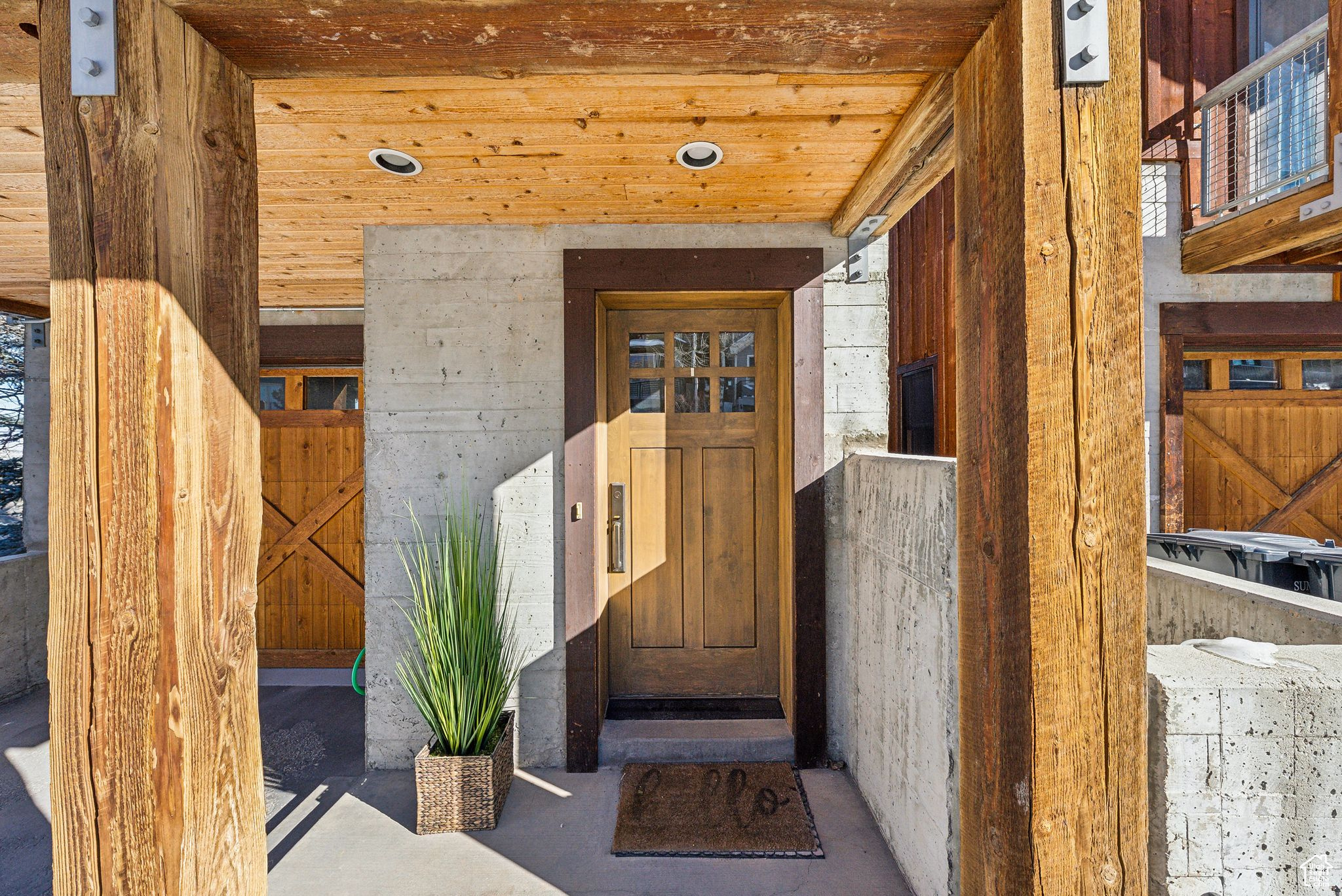 Park City, Utah 84060, United States, 4 Bedrooms Bedrooms, ,3 BathroomsBathrooms,Residential,Pending,180839