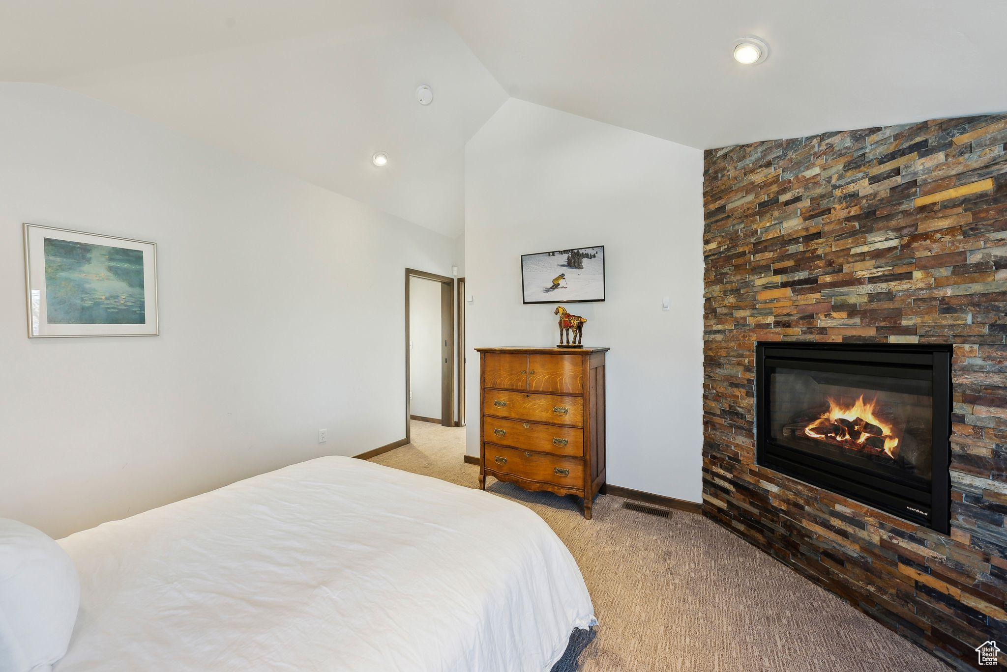 Park City, Utah 84060, United States, 4 Bedrooms Bedrooms, ,3 BathroomsBathrooms,Residential,Pending,180839